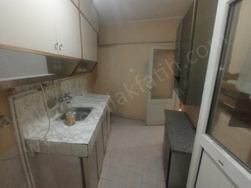 Mevlanakapı Mah. 2+1+Hol 95 m² Kombili 1.Kat  ( ESKİ PORTFÖY )