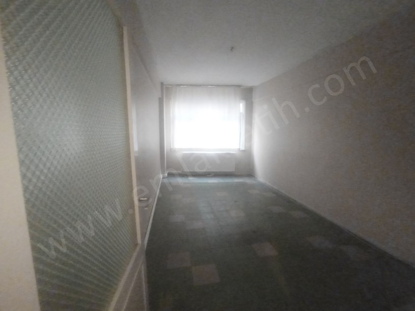 Mevlanakapı Mah. 2+1+Hol 95 m² Kombili 1.Kat  ( ESKİ PORTFÖY )