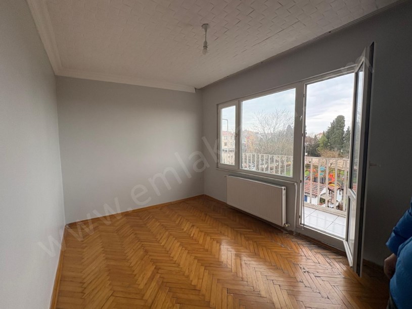 CERRAHPAŞA KİRALIK DAİRE 4+1 3.KAT KOMBİLİ  ( ESKİ PORTFÖY )