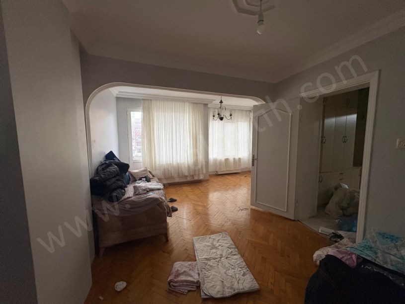 CERRAHPAŞA KİRALIK DAİRE 4+1 3.KAT KOMBİLİ  ( ESKİ PORTFÖY )