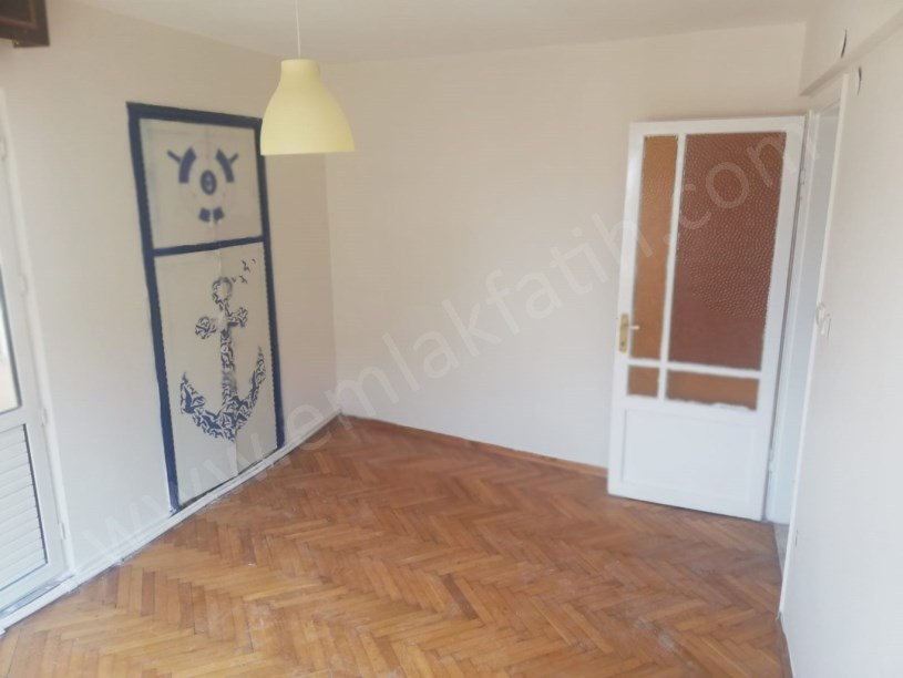 FATİH FEVZİPAŞA KİRALIK DAİRE CADDE ÜSTÜ 3+1 KOMBİLİ 3 CEPHELİ 95m2 BALKONLU MAYIS AYINDA TESLİM.