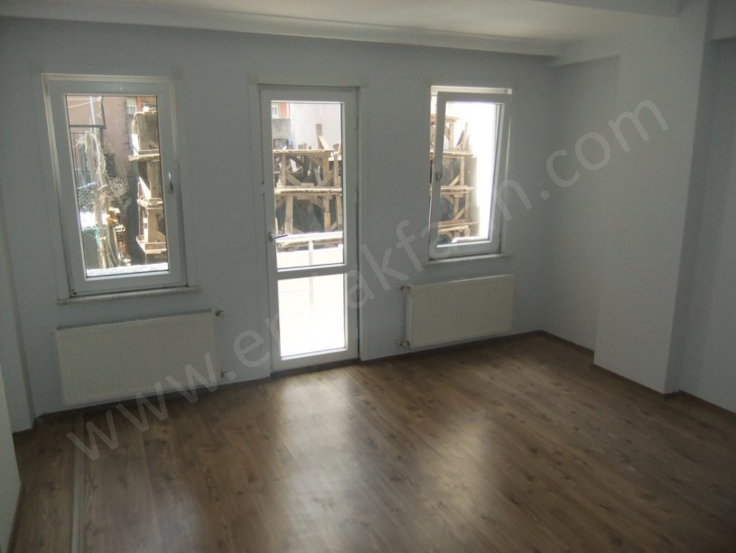 Kocamustafapaşa Kiralık Daire 2+1 12 Yıllık Genç Bina Ters Dubleks. Temmuz Ayında Teslim. 