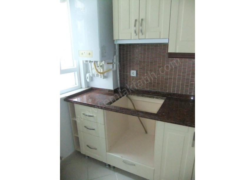 Kocamustafapaşa Kiralık Daire 2+1 12 Yıllık Genç Bina Ters Dubleks. Haziran Ayında Teslim. 