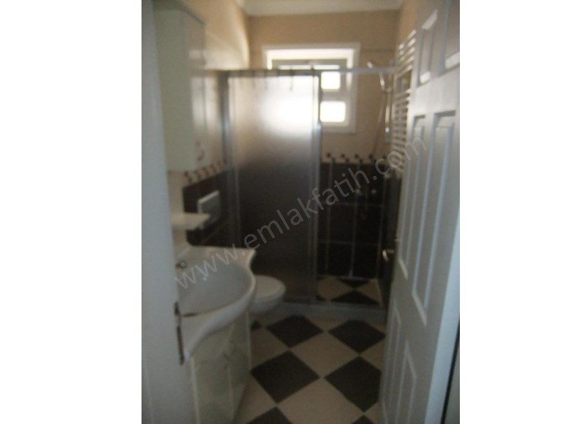 Kocamustafapaşa Kiralık Daire 2+1 12 Yıllık Genç Bina Ters Dubleks. Haziran Ayında Teslim. 