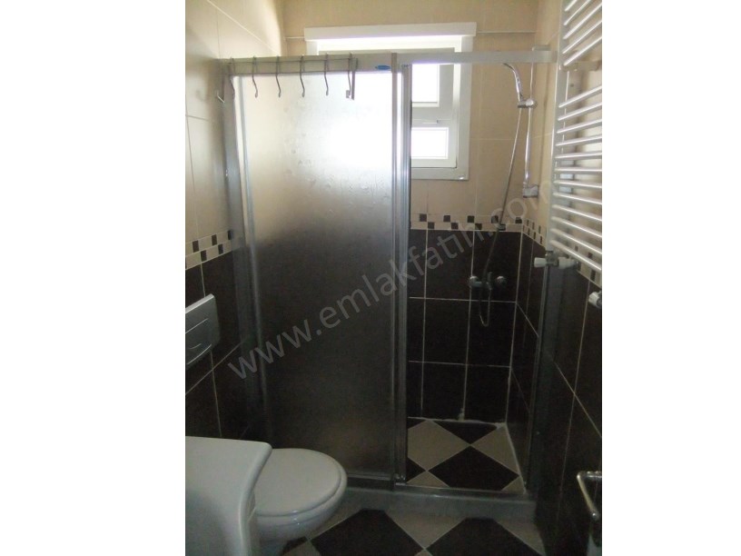 Kocamustafapaşa Kiralık Daire 2+1 12 Yıllık Genç Bina Ters Dubleks. Haziran Ayında Teslim. 