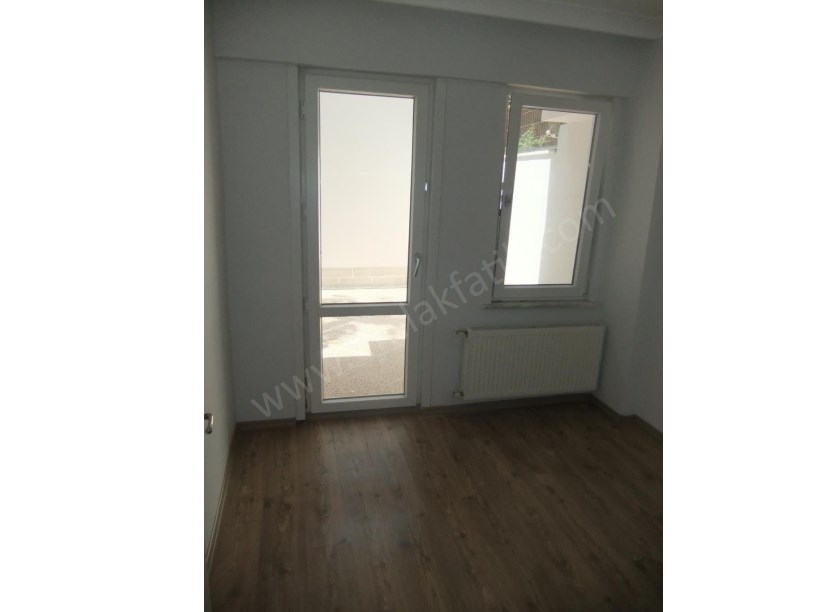 Kocamustafapaşa Kiralık Daire 2+1 12 Yıllık Genç Bina Ters Dubleks. Temmuz Ayında Teslim. 