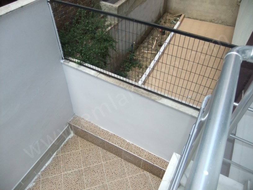 Kocamustafapaşa Kiralık Daire 2+1 12 Yıllık Genç Bina Ters Dubleks. Temmuz Ayında Teslim. 