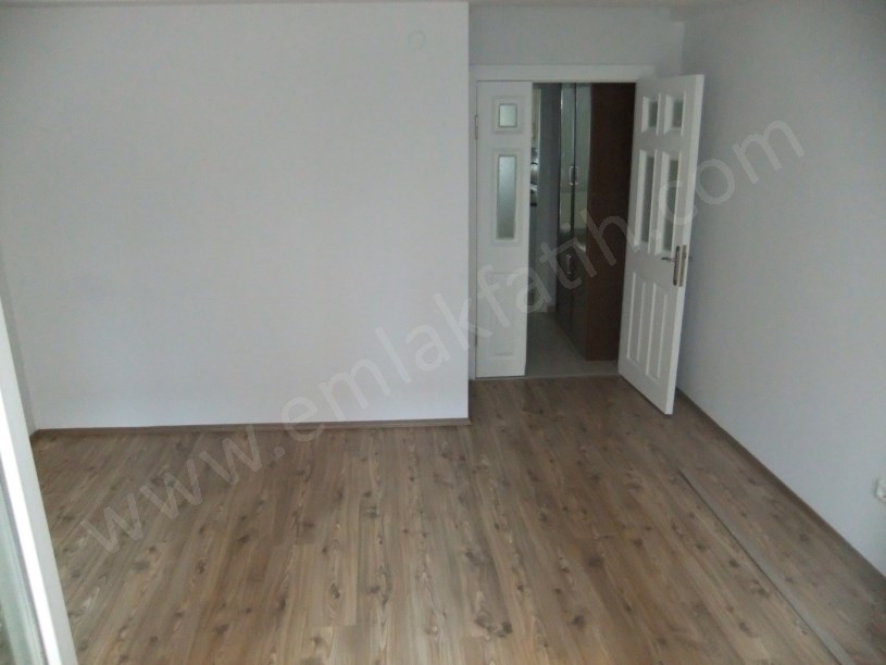 Kocamustafapaşa Kiralık Daire 2+1 12 Yıllık Genç Bina Ters Dubleks. Haziran Ayında Teslim. 