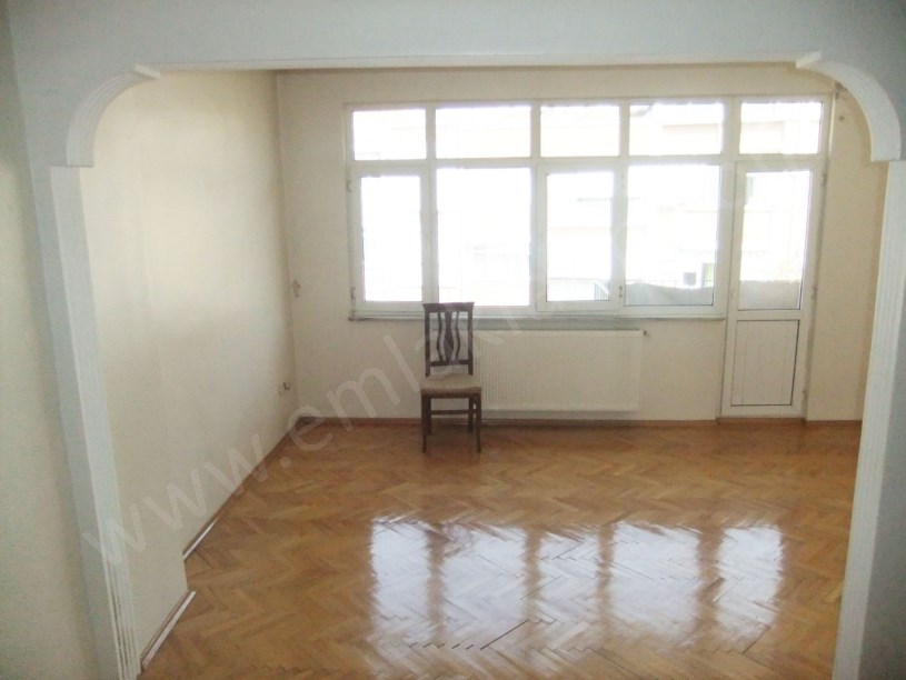 K.M.PAŞA HACI KADIN CAD 2+1 100m² 4.KAT Haziran Ortası Boşalacak
