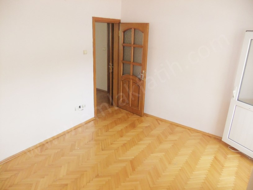K.M.PAŞA HACI KADIN CAD 2+1 100m² 4.KAT Haziran Ortası Boşalacak