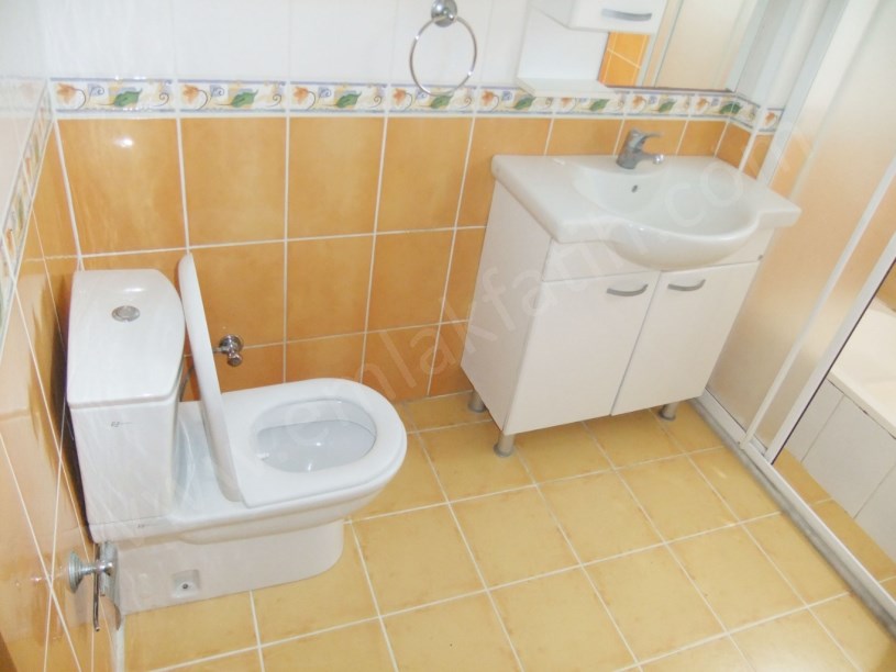 K.M.PAŞA HACI KADIN CAD 2+1 100m² 4.KAT Haziran Ortası Boşalacak