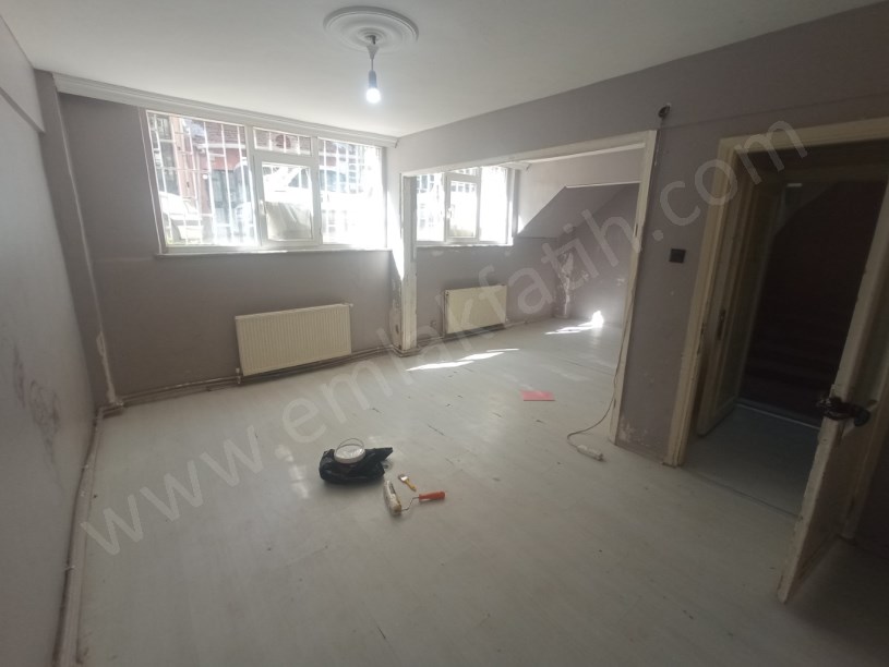 Seyyid Ömer Mah Kiralık 3+1 den Bozma 2+1 Çift Cepheli Bahçeli Kombili Daire