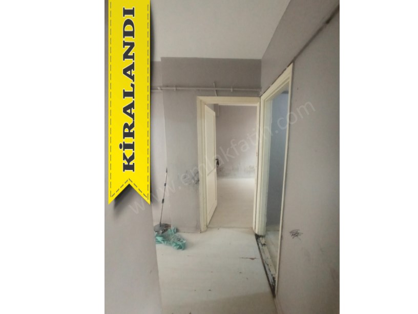 Seyyid Ömer Mah Kiralık 3+1 den Bozma 2+1 Çift Cepheli Bahçeli Kombili Daire