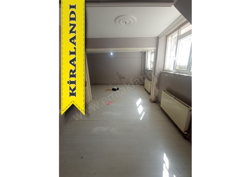 Seyyid Ömer Mah Kiralık 3+1 den Bozma 2+1 Çift Cepheli Bahçeli Kombili Daire