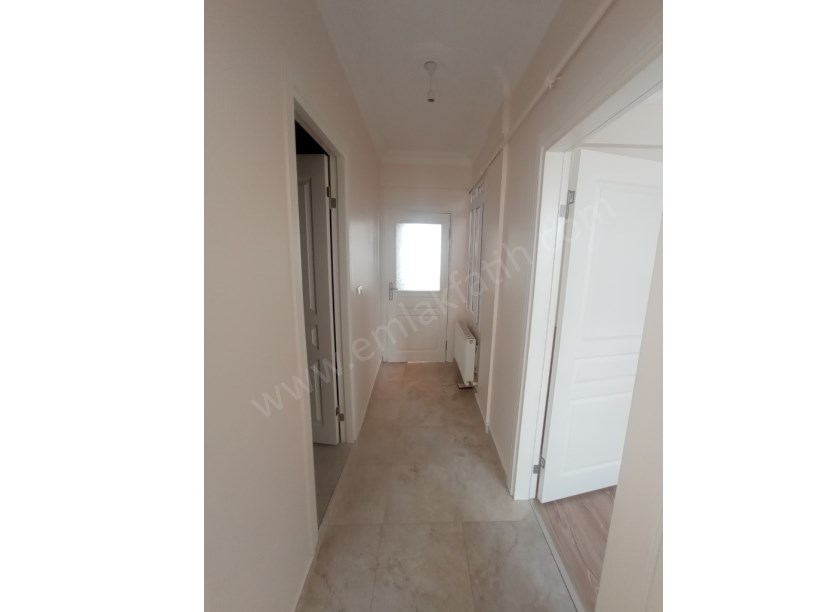 Memura K.M.PAŞA Ana Cadde Üzeri 85m² 4.KAT Yeni Tadilatlı Daire
