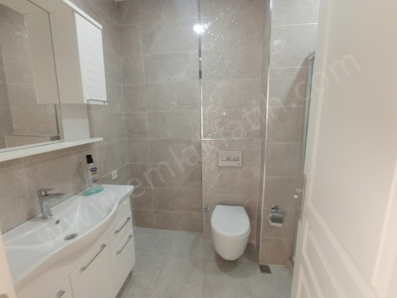 Memura K.M.PAŞA Ana Cadde Üzeri 85m² 4.KAT Yeni Tadilatlı Daire