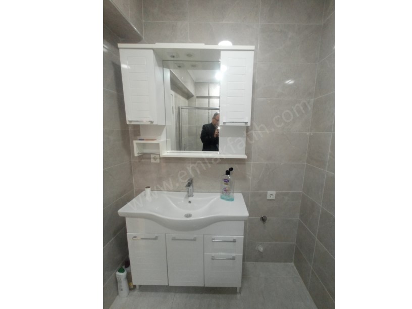 Memura K.M.PAŞA Ana Cadde Üzeri 85m² 4.KAT Yeni Tadilatlı Daire