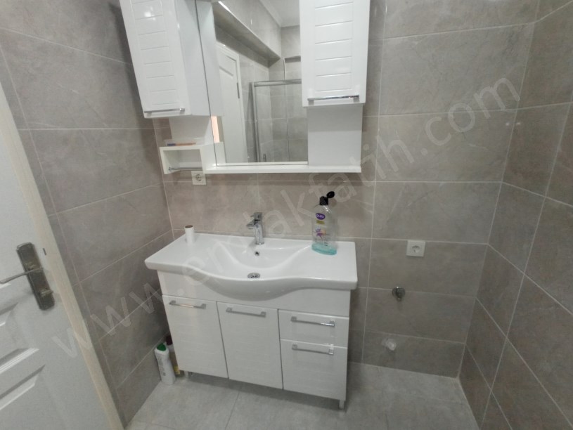 Memura K.M.PAŞA Ana Cadde Üzeri 85m² 4.KAT Yeni Tadilatlı Daire