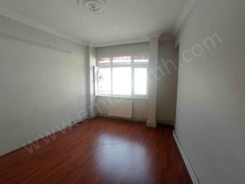 Silivrikapı Satılık Daire 2+1 Ön Cephe 80m2 Daire Full Yapılı ( ESKİ PORTFÖY ) Vidin Caddesi Üzeri