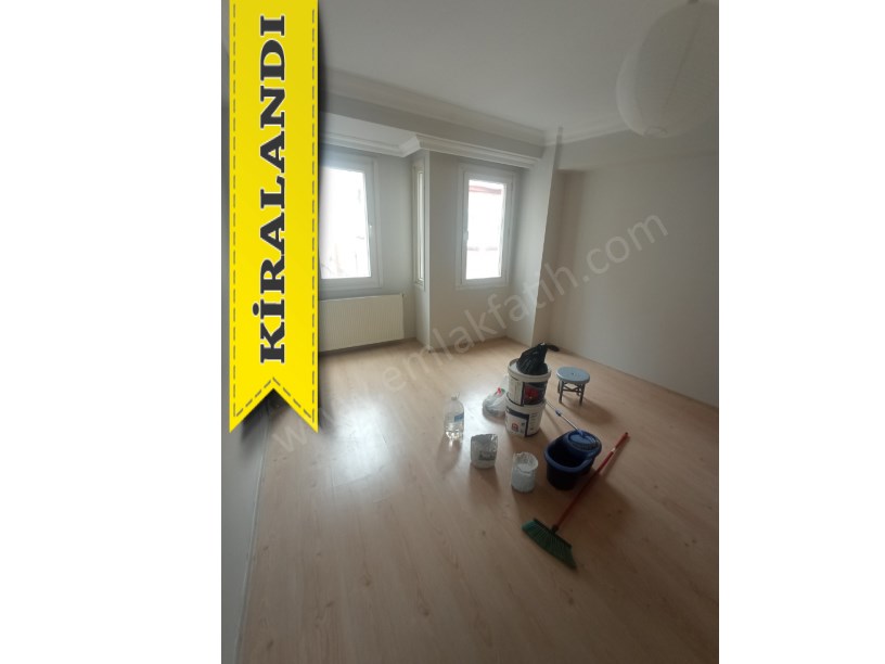 Fatih Kiralık Daire Kocamustafapaşada 8 Senelik Genç Binada Memura 1+1 3.Kat