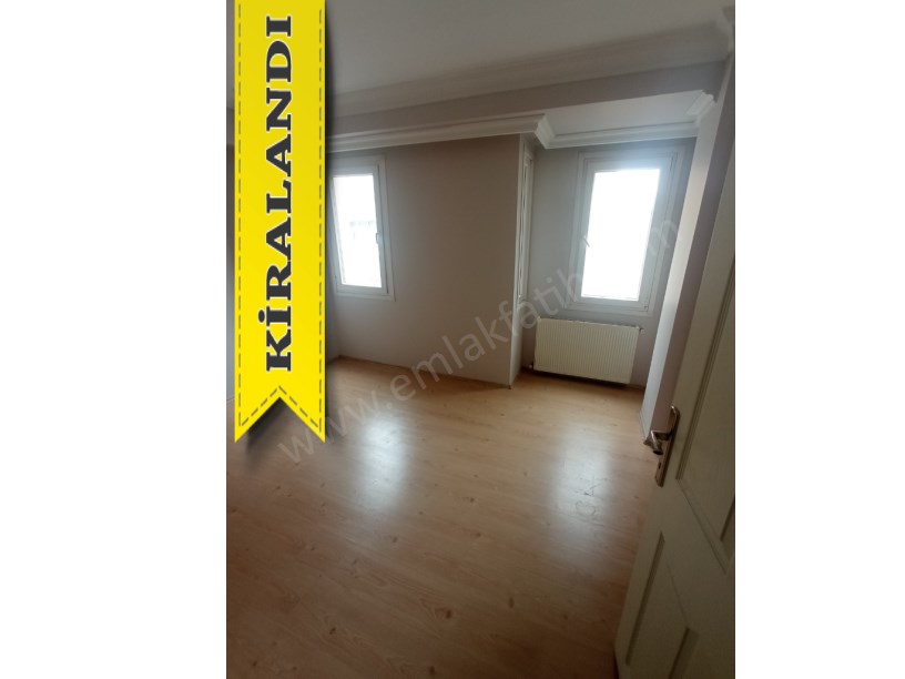 Fatih Kiralık Daire Kocamustafapaşada 8 Senelik Genç Binada Memura 1+1 3.Kat