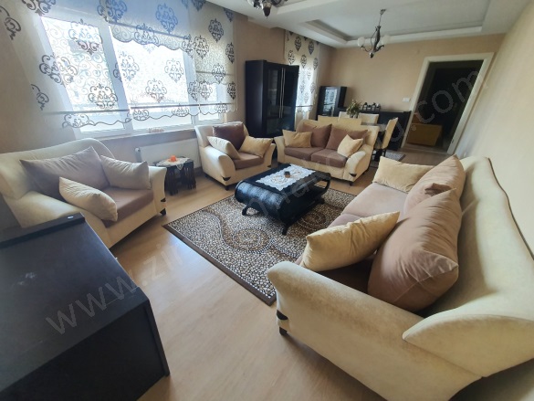 Eskipazar Mah. Altınordu Kiralık Daire |  3+1 Oda | 147M2 Aylık 20.000Tl | 4. Kat | Doğalgaz | 1 Banyo | 3 Yatak Odası Resim-1