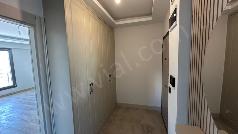 Mithatpaşa Mah. Kocasinan Satılık Daire |  3+1 Oda | 175M2 4.250.000Tl  Krediye Uygun  | 8. Kat | Kombi Resim-2