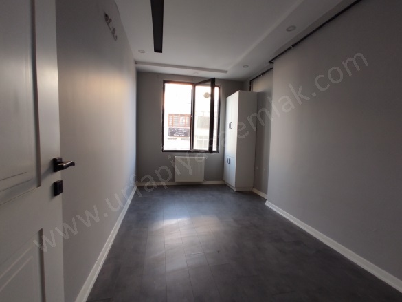 İmam Bakır Mah. Haliliye Kiralık Daire |  2+1 Oda | 90M2 Aylık 22.000Tl | 2. Kat | Kombi Resim-5