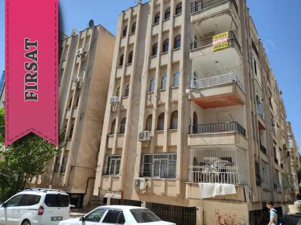 Şanlıurfa Yenişehir Uçaksavar Kavşağında Satılık Daire Uygun 4 Kat 4+1 Haliliye Mah