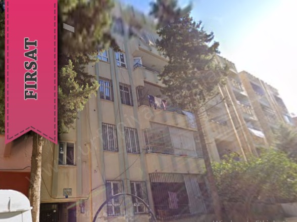 Karsıyaka Mah. Haliliye Kiralık Daire |  3+1 Oda | 175M2 Aylık 14.000Tl | 3. Kat | Kombi | 1 Banyo | 1 Yatak Odası Resim-2