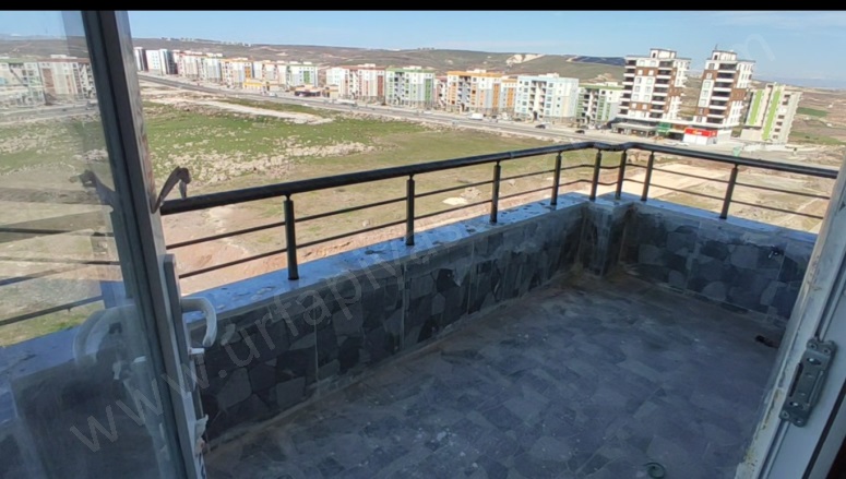 Seyrantepe Mah. Karaköprü Kiralık Daire |  160M2 Aylık 17.500Tl Resim-2