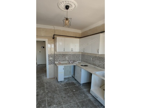 Seyrantepe Mah. Karaköprü Kiralık Daire |  160M2 Aylık 17.500Tl Resim-3