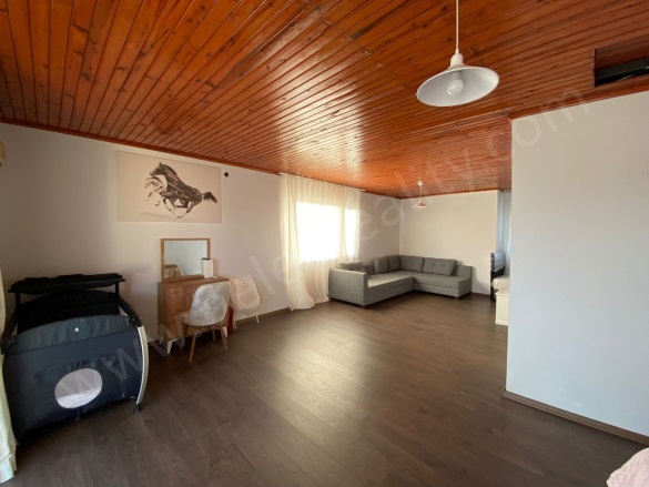 Kadriye Mah. Serik Kiralık Villa |  4+1 Oda | 180M2 Aylık 75.000Tl  Krediye Uygun  Eşyalı  | Tripleks | Klima | 2 Banyo | 4 Yatak Odası Resim-3