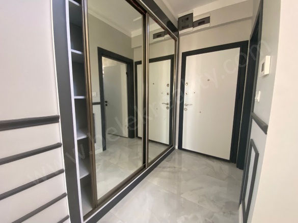 Kadriye Mah. Serik Satılık Daire |  2+1 Oda | 78M2 4.500.000Tl  Krediye Uygun  | 1. Kat | Klima Resim-3