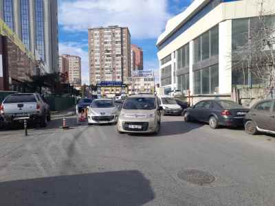  Zu verkaufen In  Türkei, Istanbul, Buyukcekmece, Cumhuriyet Str. , 1+2 Zimmer, 222 m2