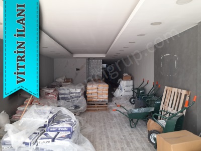 Esenyurt Necip Fazıl Kısakürek Cad Kiralık Dükkan Depolu 1+1 Piri Reis Mah