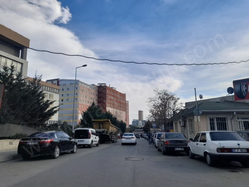 BEYKENT SANAYİ SİTESİNDE DEVREN SATILIK DÜKKAN