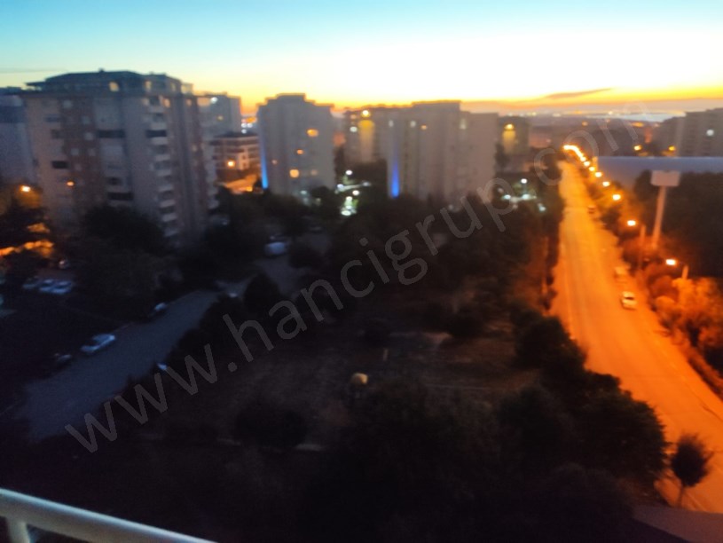BEYLİKDÜZÜNDE DENİZ MANZARALI 5+2 DUBLEKS DAİRE