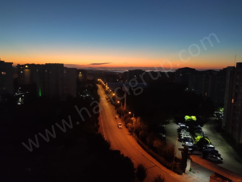 BEYLİKDÜZÜNDE DENİZ MANZARALI 5+2 DUBLEKS DAİRE