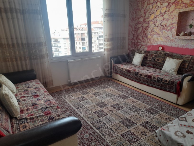 ESENYURT TA METROBÜSE YÜRÜME MESAFESİNDE 6+2 DUBLEKS DAİRE