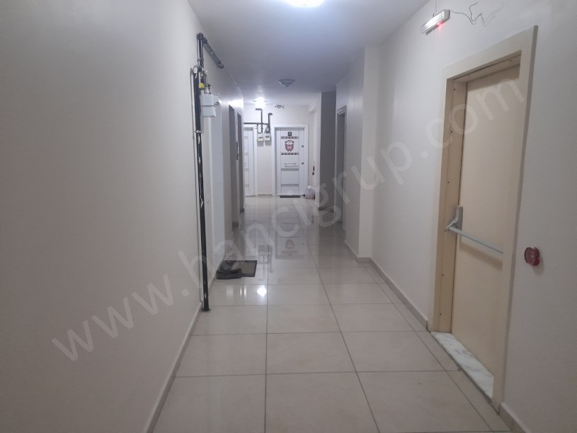 ESENYURT TA METROBÜSE YÜRÜME MESAFESİNDE 6+2 DUBLEKS DAİRE