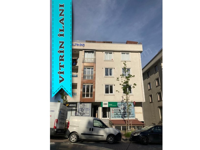 BEYLİKDÜZÜ KAYMAKAMLIĞA YAKIN 2+1 ÇATI KATI DAİRE