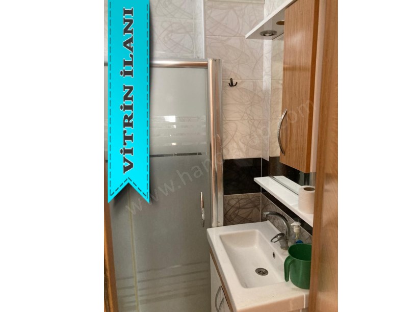 BEYLİKDÜZÜ KAYMAKAMLIĞA YAKIN 2+1 ÇATI KATI DAİRE