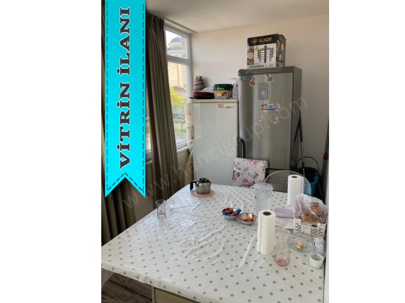 BEYLİKDÜZÜ KAYMAKAMLIĞA YAKIN 2+1 ÇATI KATI DAİRE