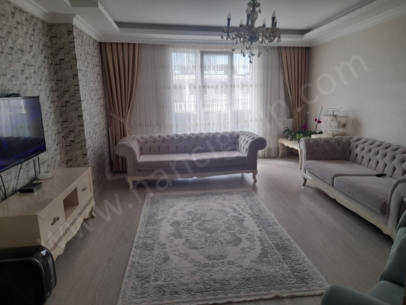 ESENYURT METROBÜS DURAĞINA YÜRÜME MESAFESİNDE 3+1 SATILIK DAİRE