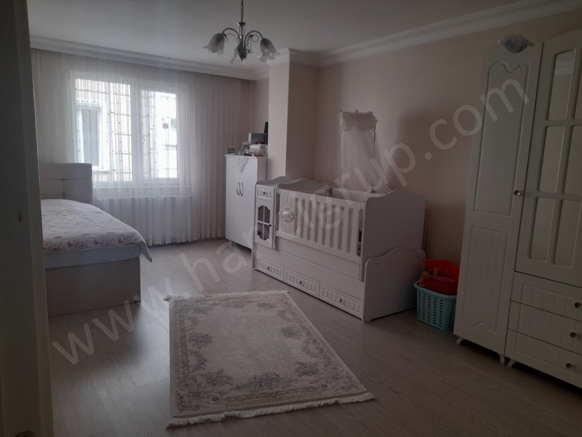 ESENYURT METROBÜS DURAĞINA YÜRÜME MESAFESİNDE 3+1 SATILIK DAİRE