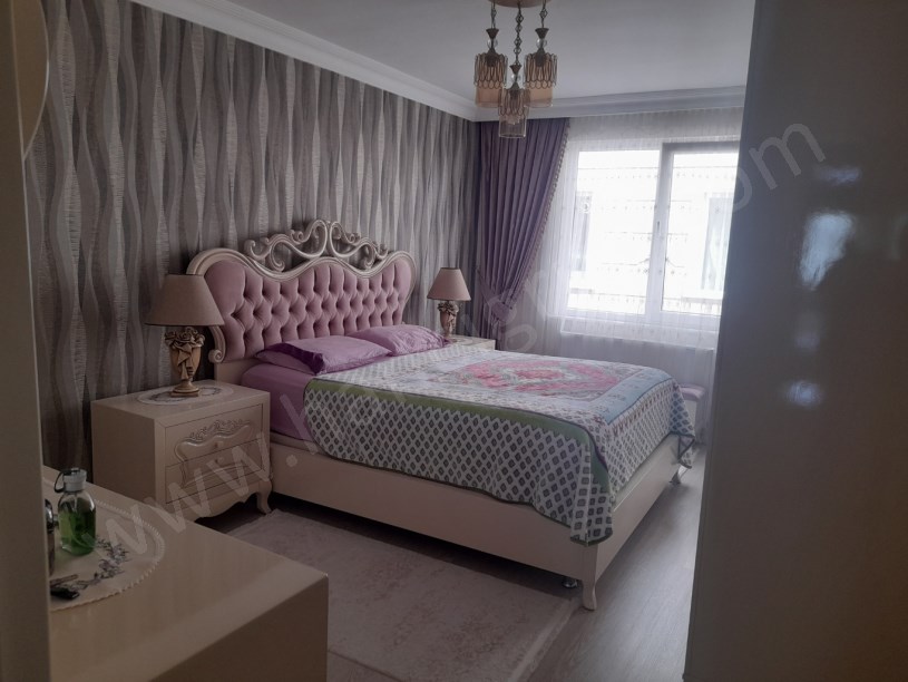ESENYURT METROBÜS DURAĞINA YÜRÜME MESAFESİNDE 3+1 SATILIK DAİRE