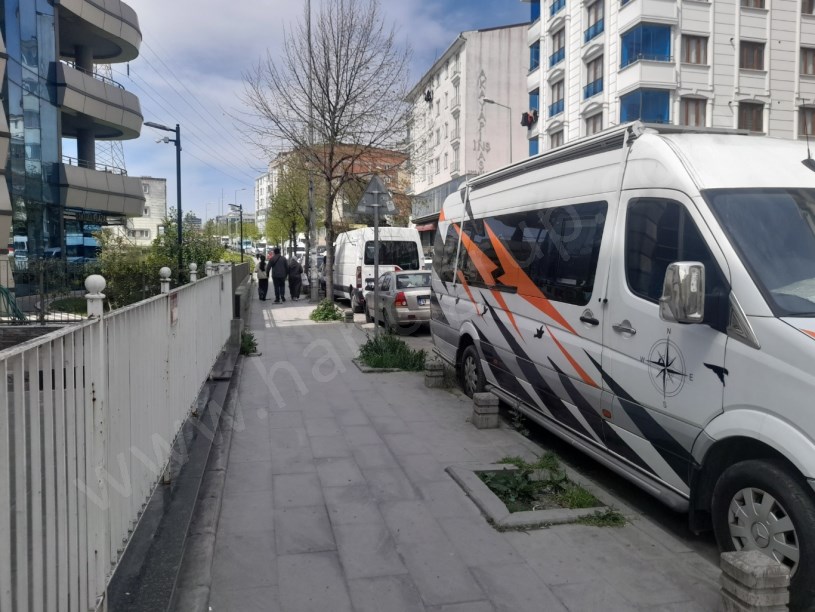 ESENYURT METROBÜS DURAĞINA YÜRÜME MESAFESİNDE 3+1 SATILIK DAİRE