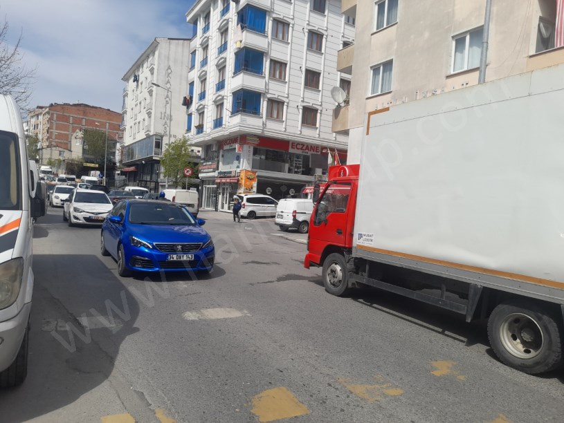ESENYURT METROBÜS DURAĞINA YÜRÜME MESAFESİNDE 3+1 SATILIK DAİRE
