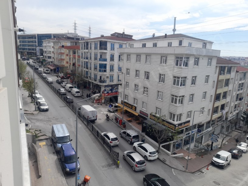 ESENYURT METROBÜS DURAĞINA YÜRÜME MESAFESİNDE 3+1 SATILIK DAİRE